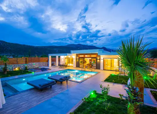 Çocuk Havuzlu Kiralık Villa Fiyatları 2024