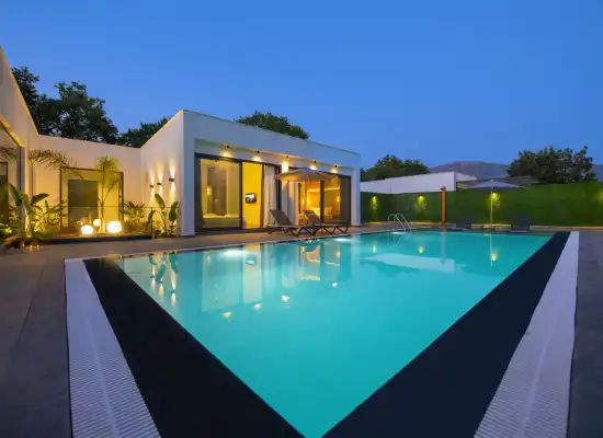 Lüks Villa Kiralama - Lüks Kiralık Villalar 2024