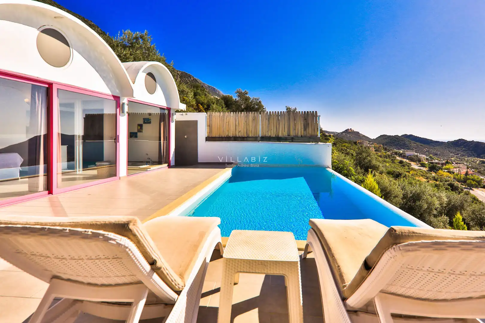 Villa-Biz-Villa-Adora-2-4_602.jpg