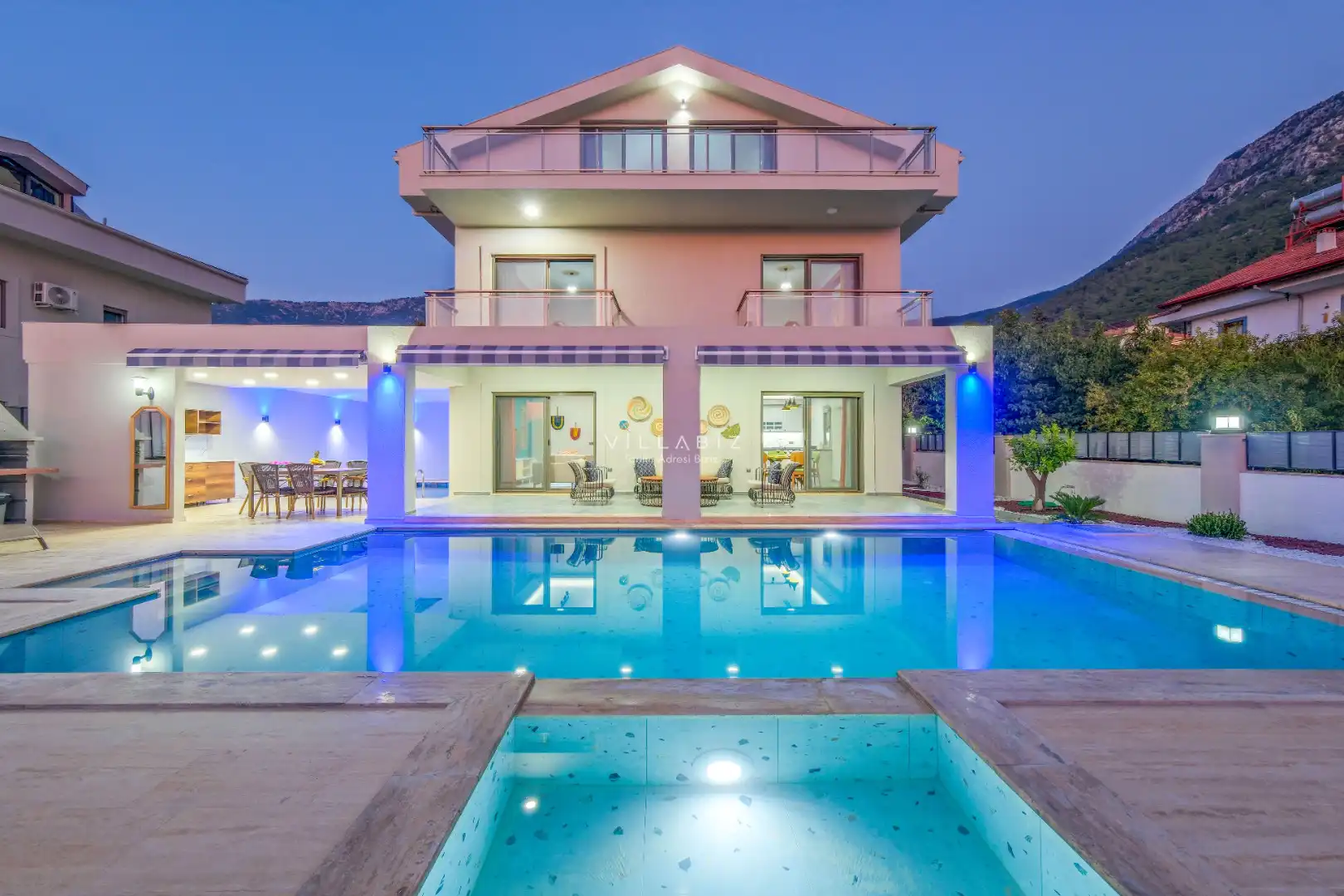 Villa-Biz-Villa-Alvin-25_496.JPG