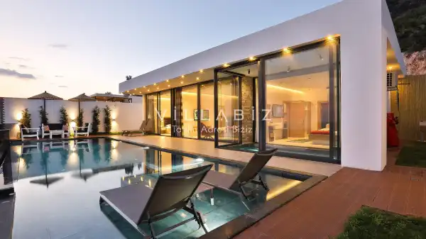 Villa Cool