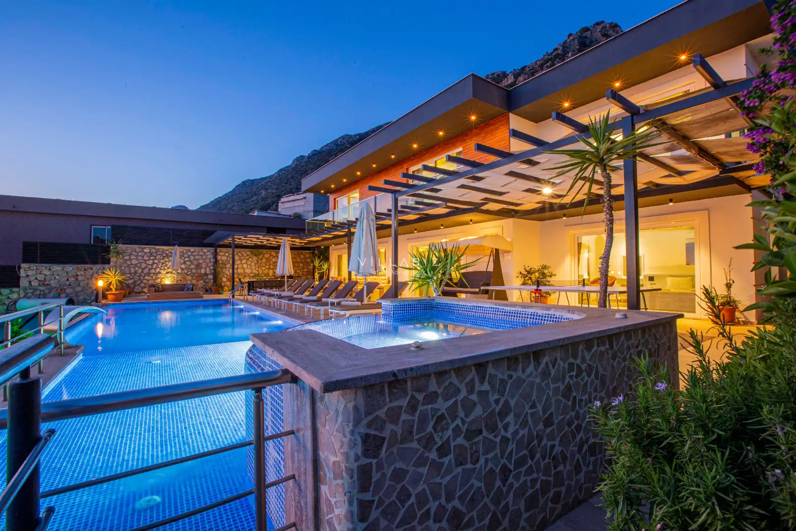 villa-tiger-exclusive-kalkan-53_596_237.jpg
