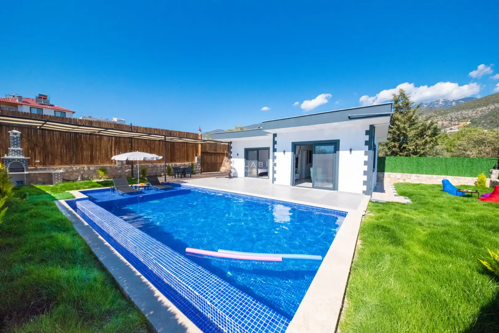 villabiz-villa-ayrin-1_113.jpg